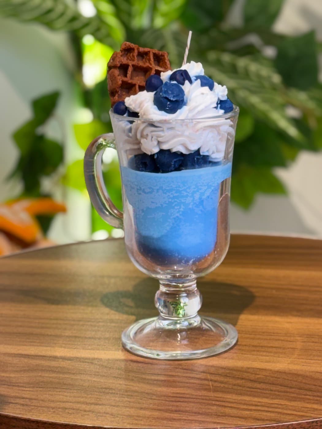 Desert mavi giləmeyvə şam