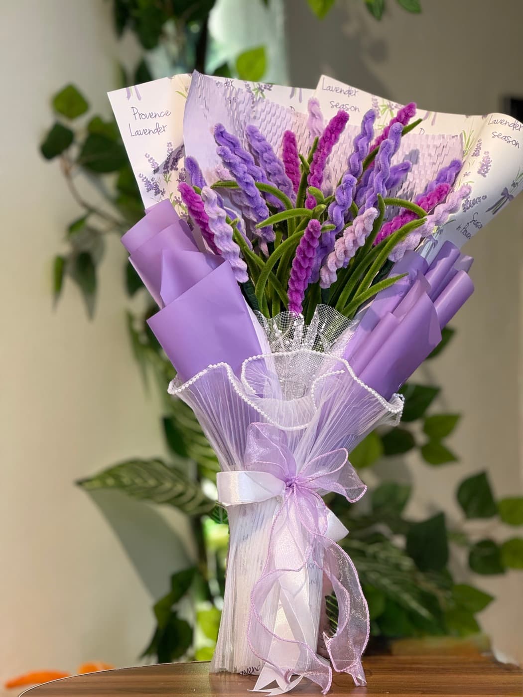 Lavanta çiçək qarışıq rəng buketi şönildən