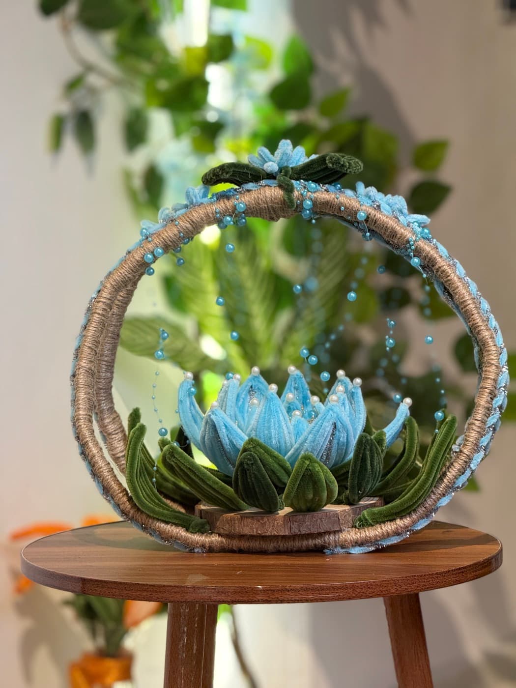 Mavi Lotus çiçəyi şönildən